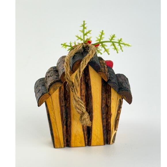 Avon Log Cabin Cutie Cardinal Ornament Vintage 1990s Christmas Tree Decor Box - Picture 9 of 10